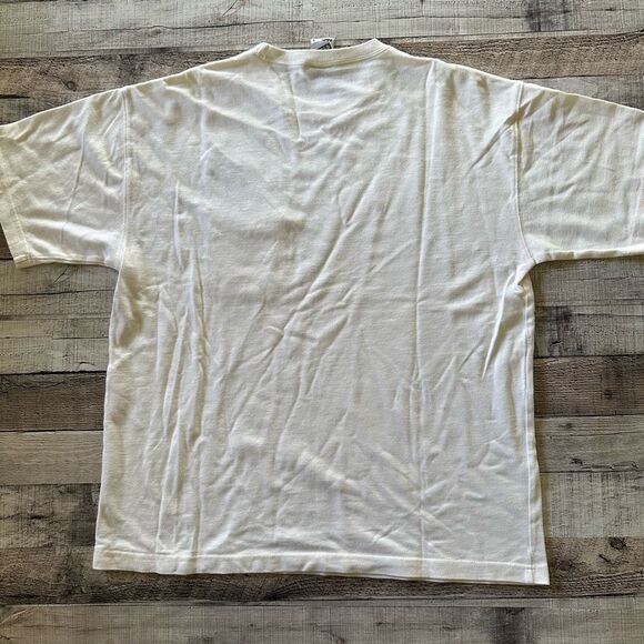 Vintage 90’s Looney Tunes Tasmanian Devil Taz Bowling Embroidered Tshirt | L - Picture 2 of 7